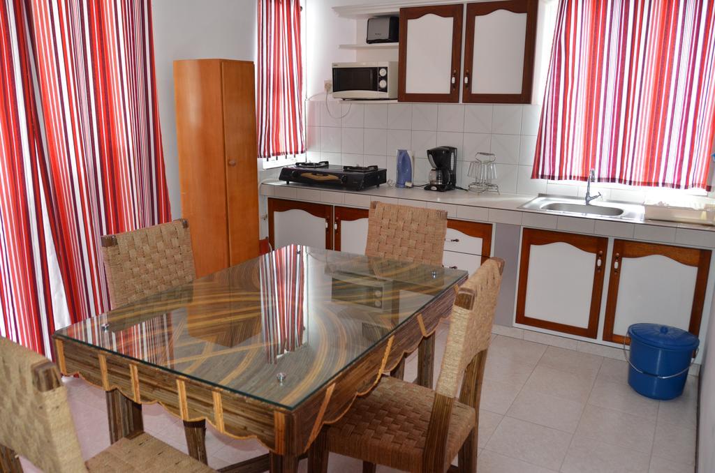 Les Gentilhommieres Guest House Trou aux Biches Habitación foto